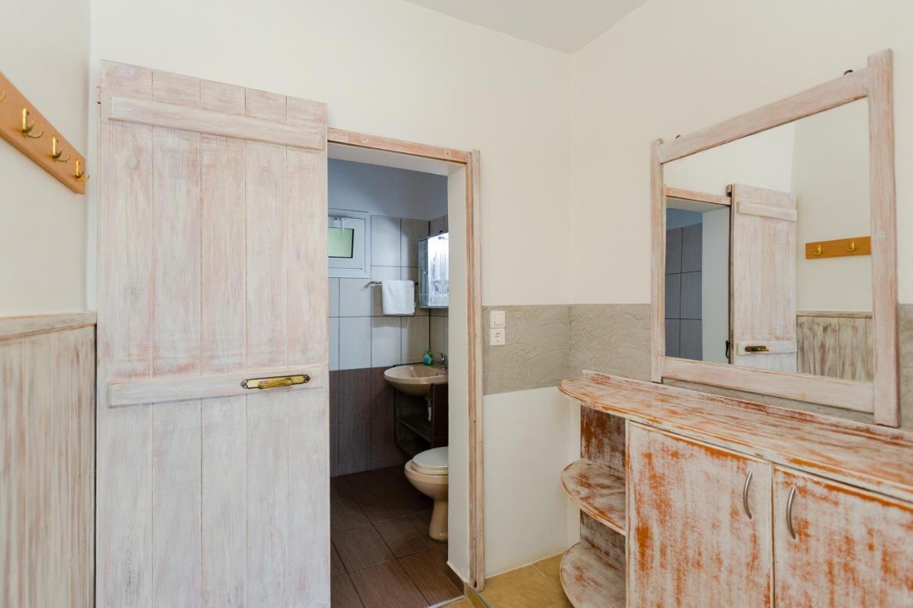 Christos Studios And Family Apartments Stegna Zewnętrze zdjęcie
